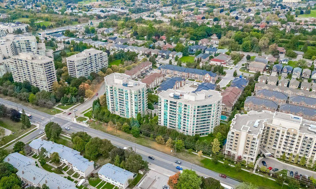 Eiffel Towers Condos, Vaughan, Toronto