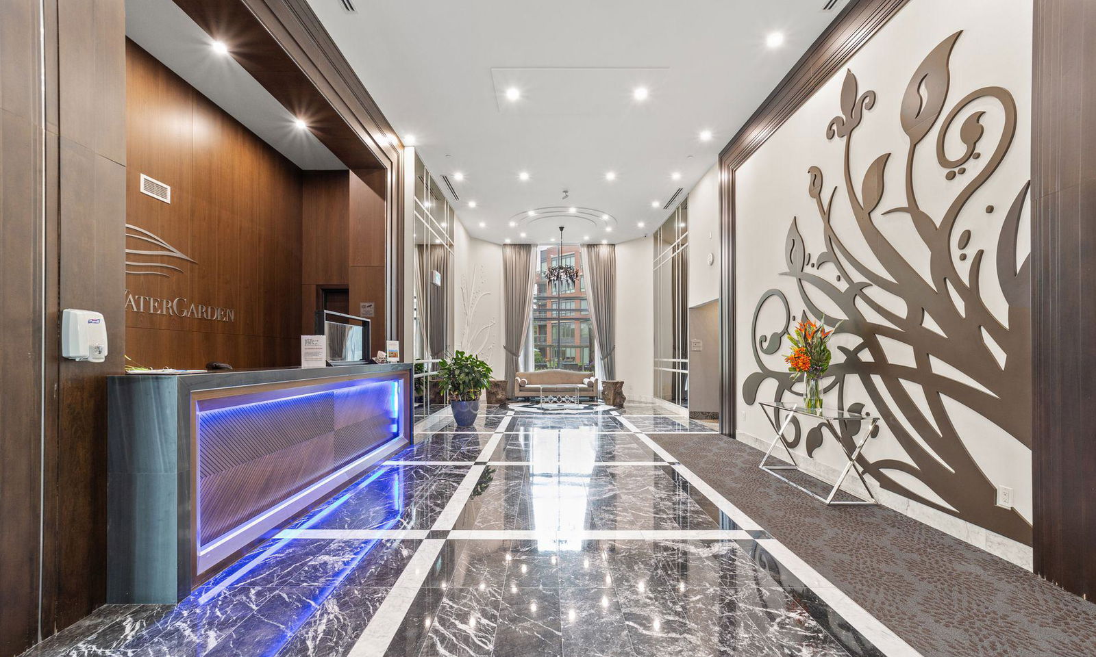 Lobby — Minto WaterGarden Condos, Vaughan, Toronto