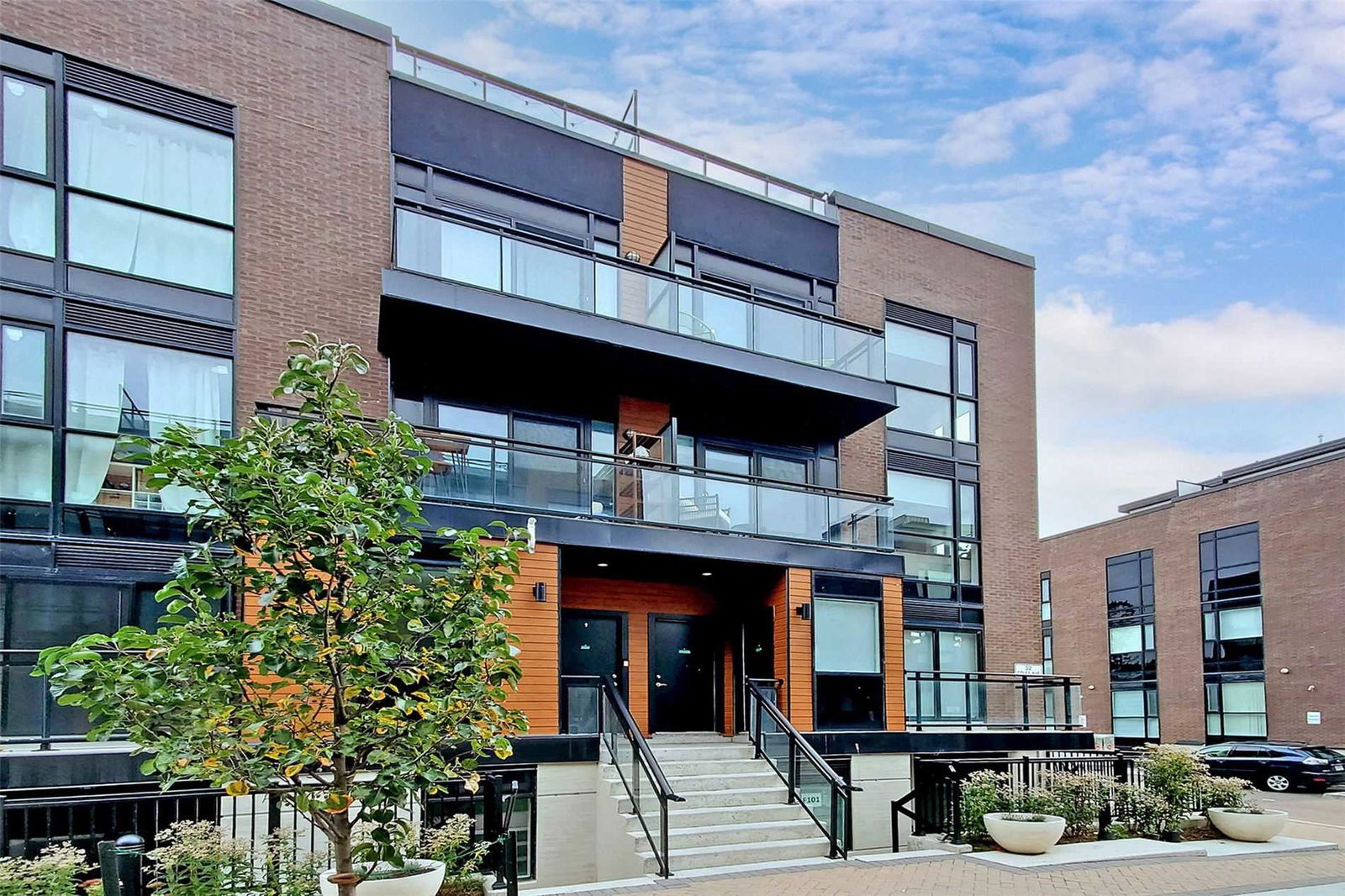 Oggi Townhomes, Vaughan, Toronto