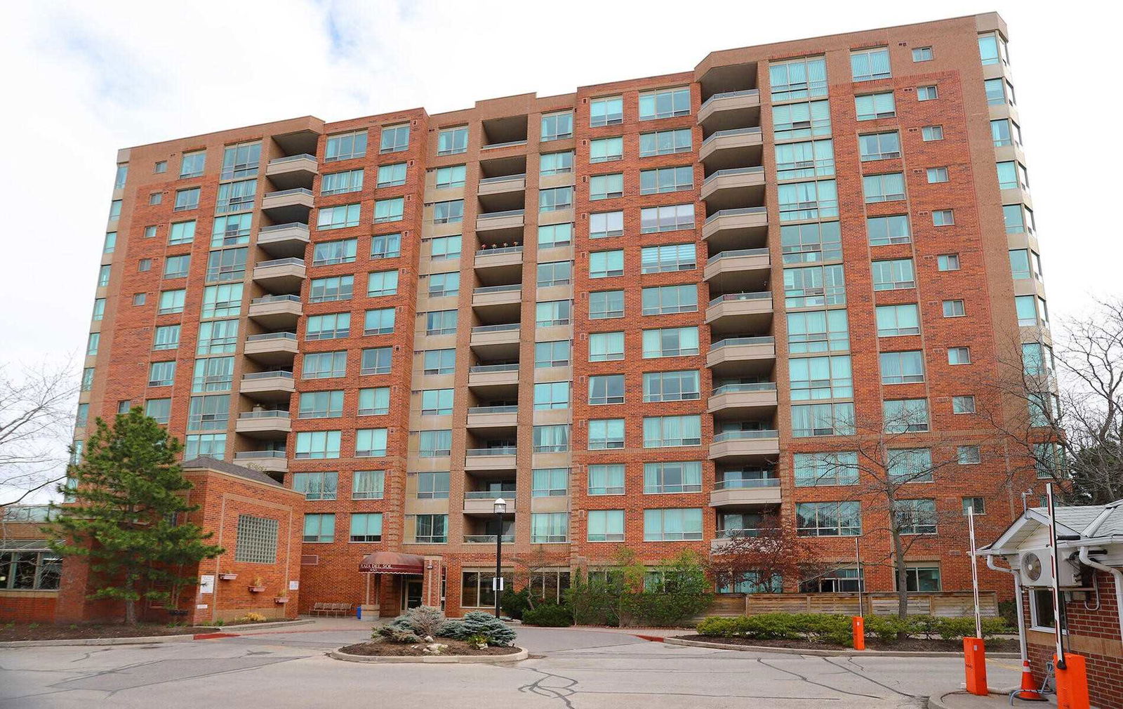 Plaza Del Sol Condos, Vaughan, Toronto