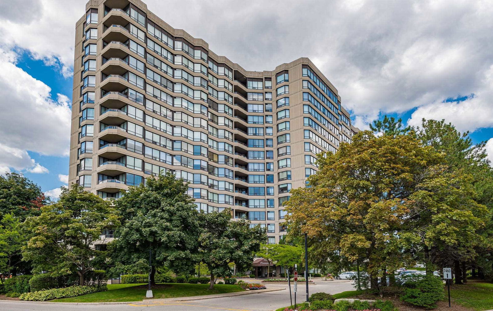 Promenade Towers Condos, Vaughan, Toronto