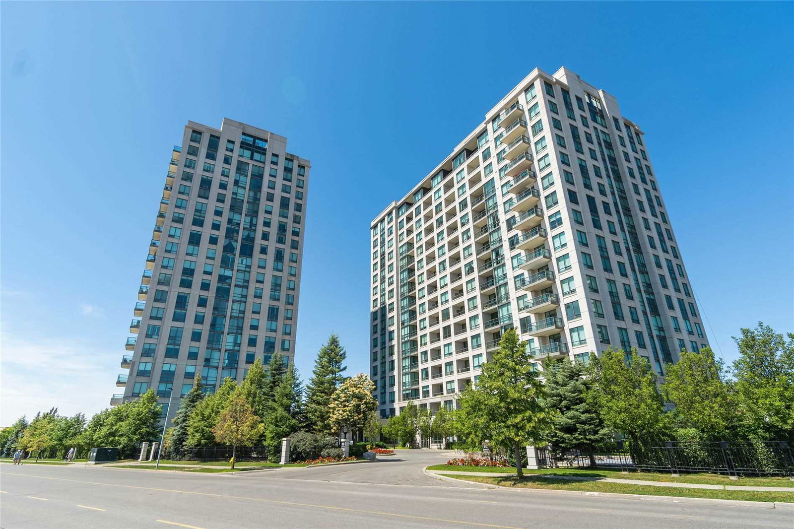 Park — Residences of Promenade Park, Vaughan, Toronto