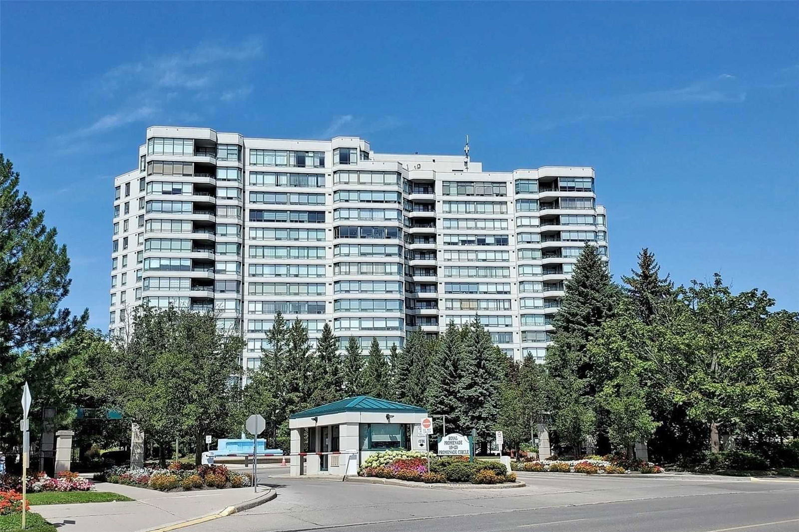 Royal Promenade Condos, Vaughan, Toronto