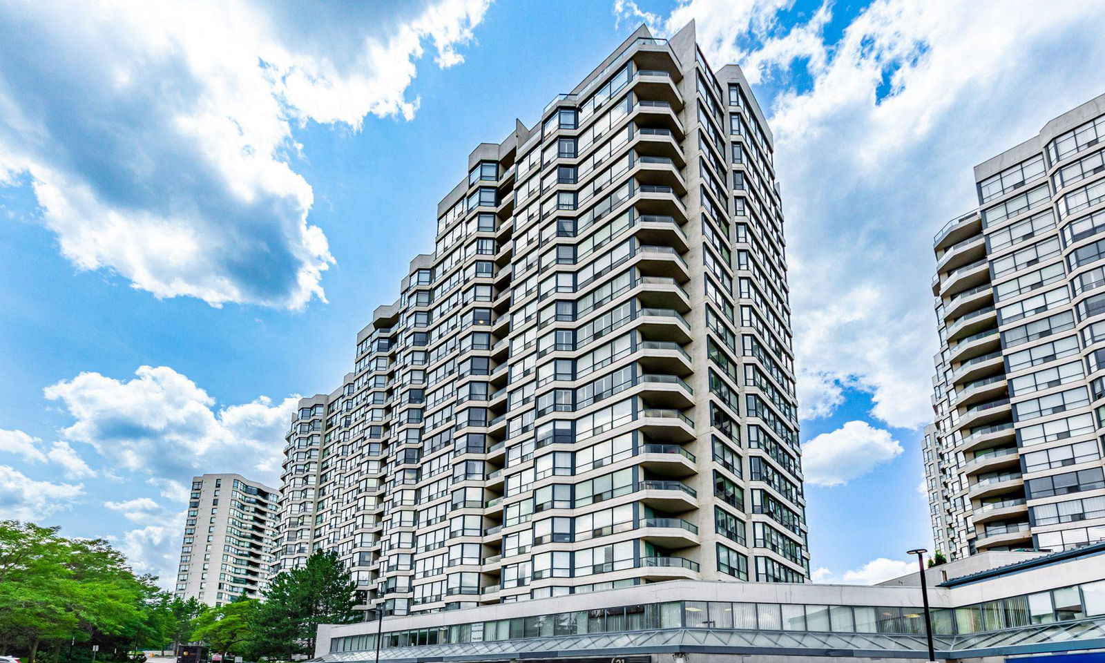 Skyrise on Yonge Condos, Vaughan, Toronto