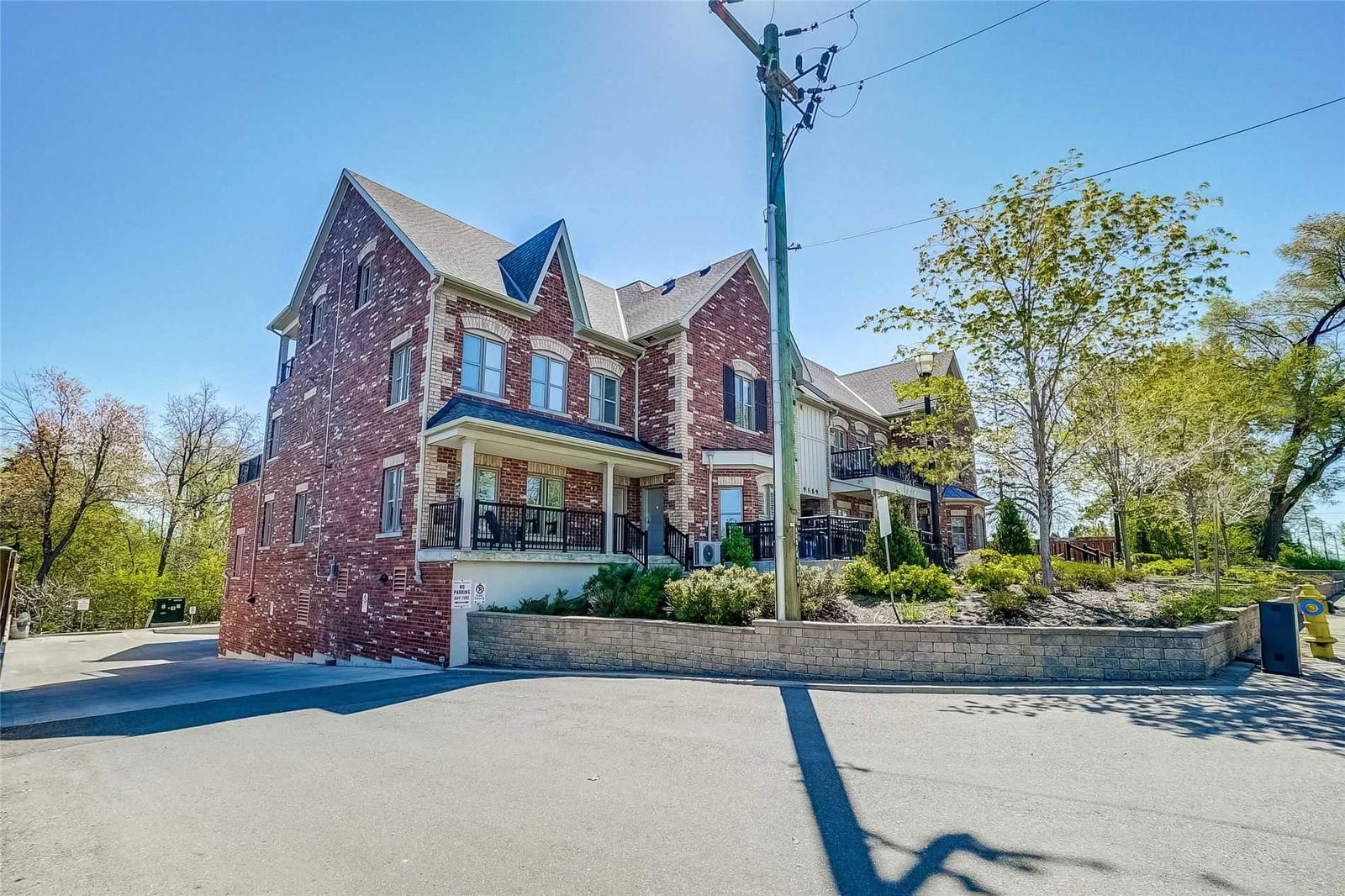 The Town Villas of Old Maple, Vaughan, Toronto