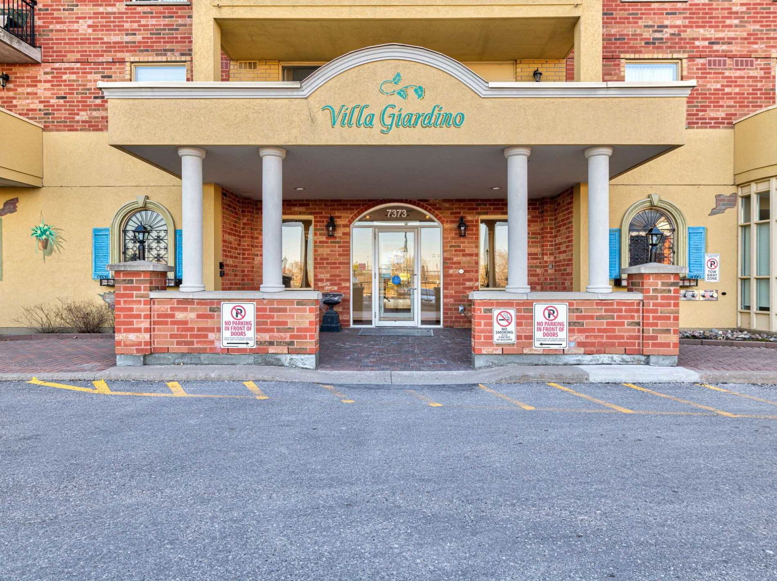 Villa Giardino I Condos, Vaughan, Toronto