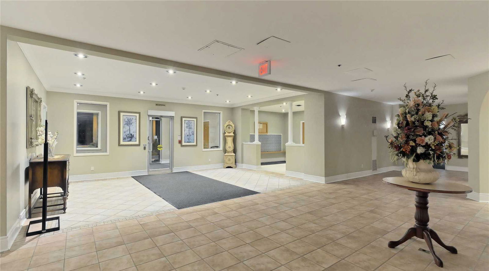 Lobby — Villa Giardino I Condos, Vaughan, Toronto