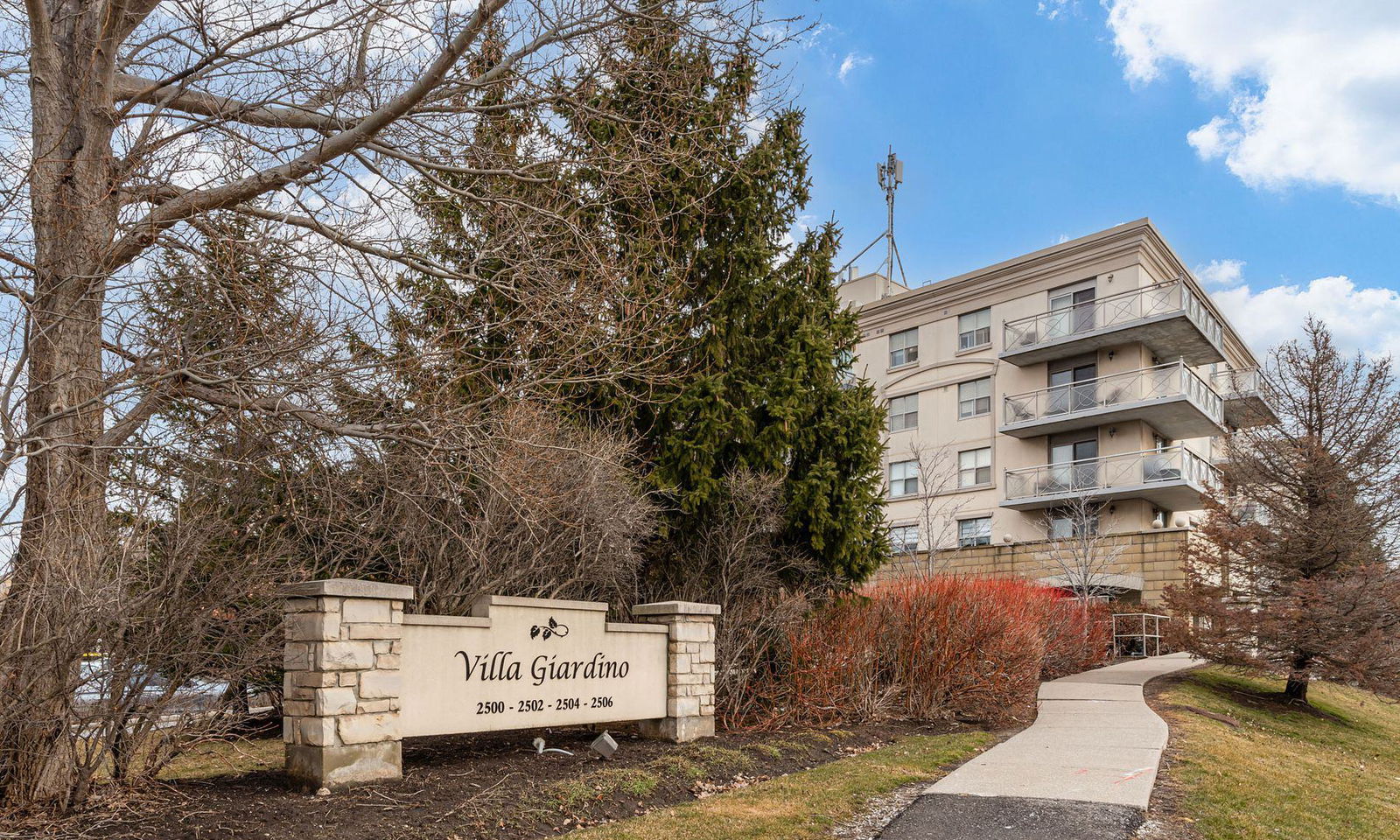 Villa Giardino V Condos, Vaughan, Toronto