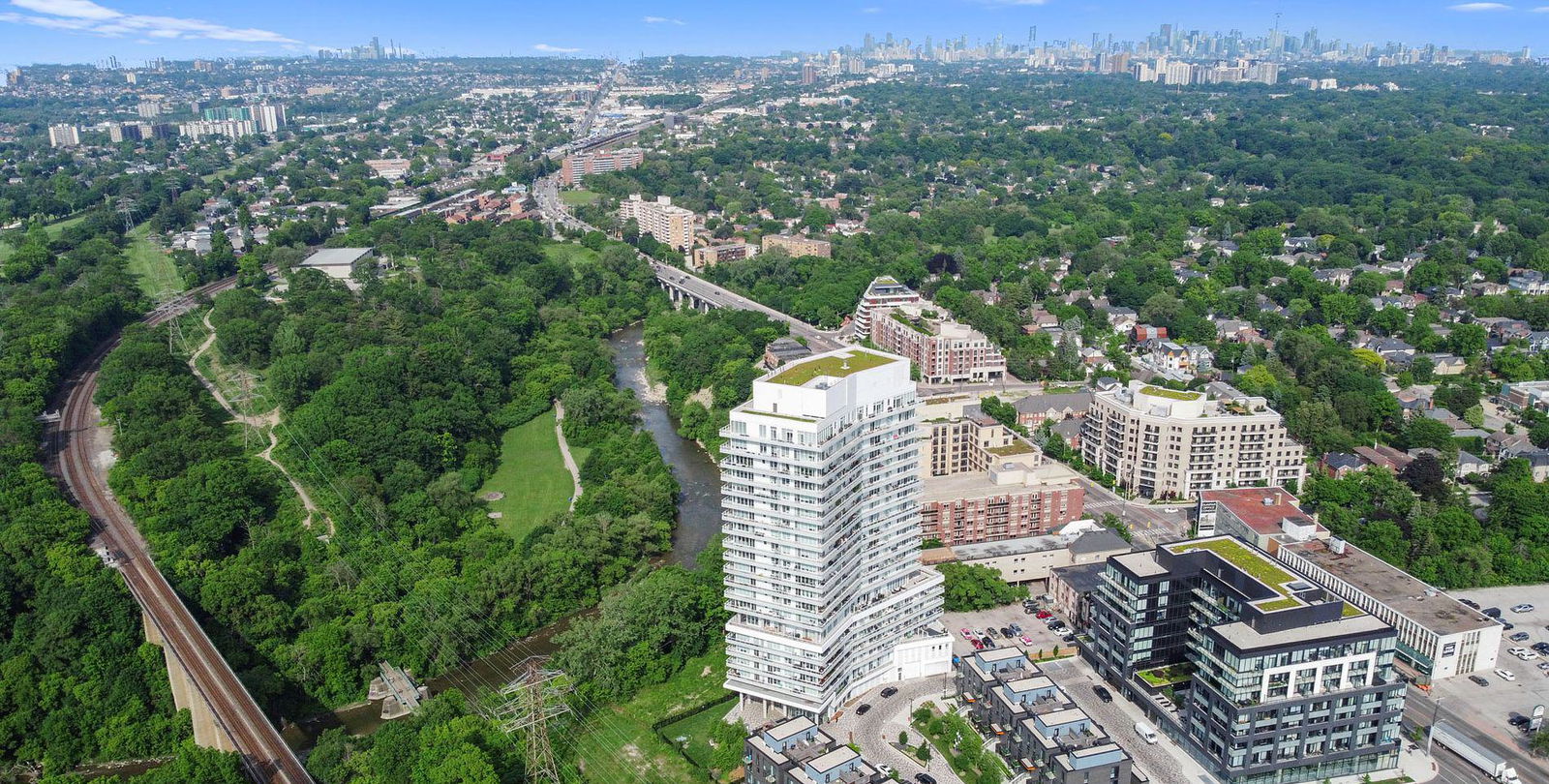 Skyline — Kingsway By The River 2, Etobicoke, Toronto