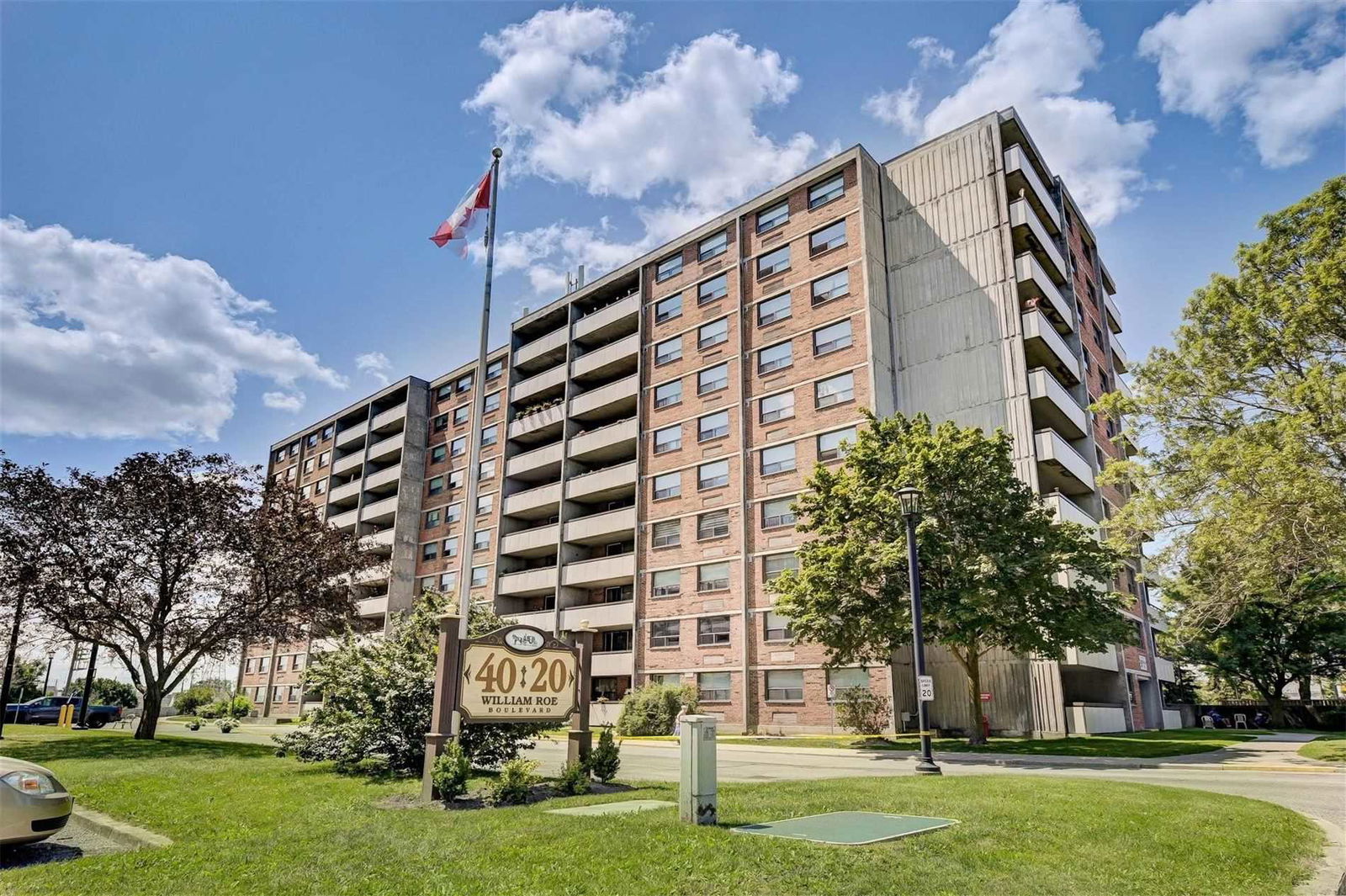 20 William Roe Condos, Newmarket, Toronto