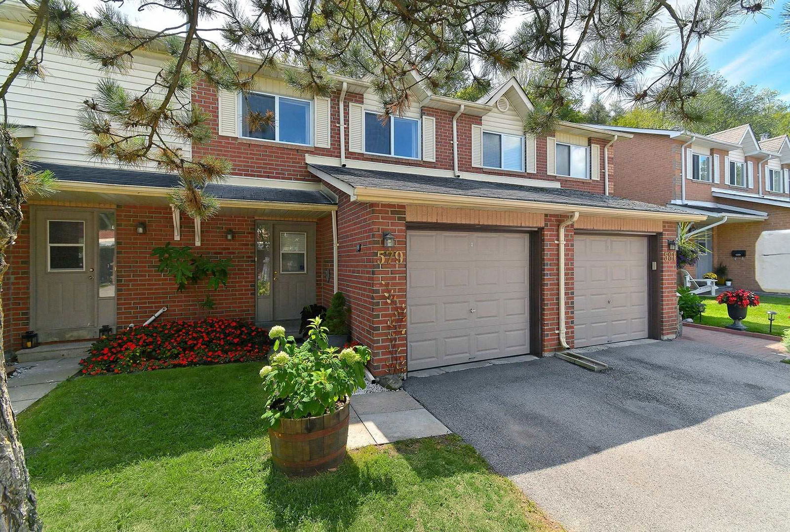 Mulock Village Townhomes, Newmarket, Toronto