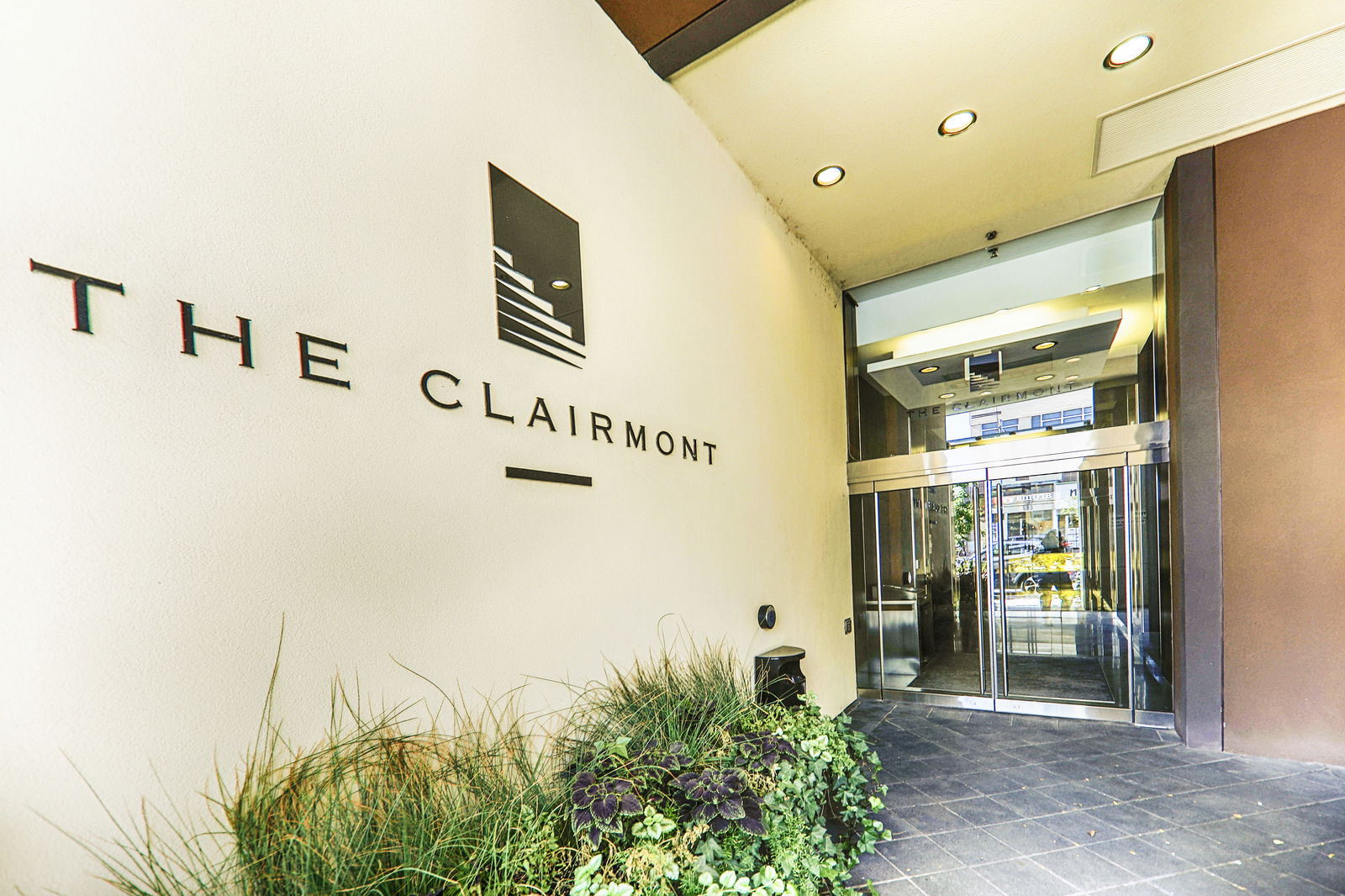 Entrance — The Clairmont, Midtown, Toronto