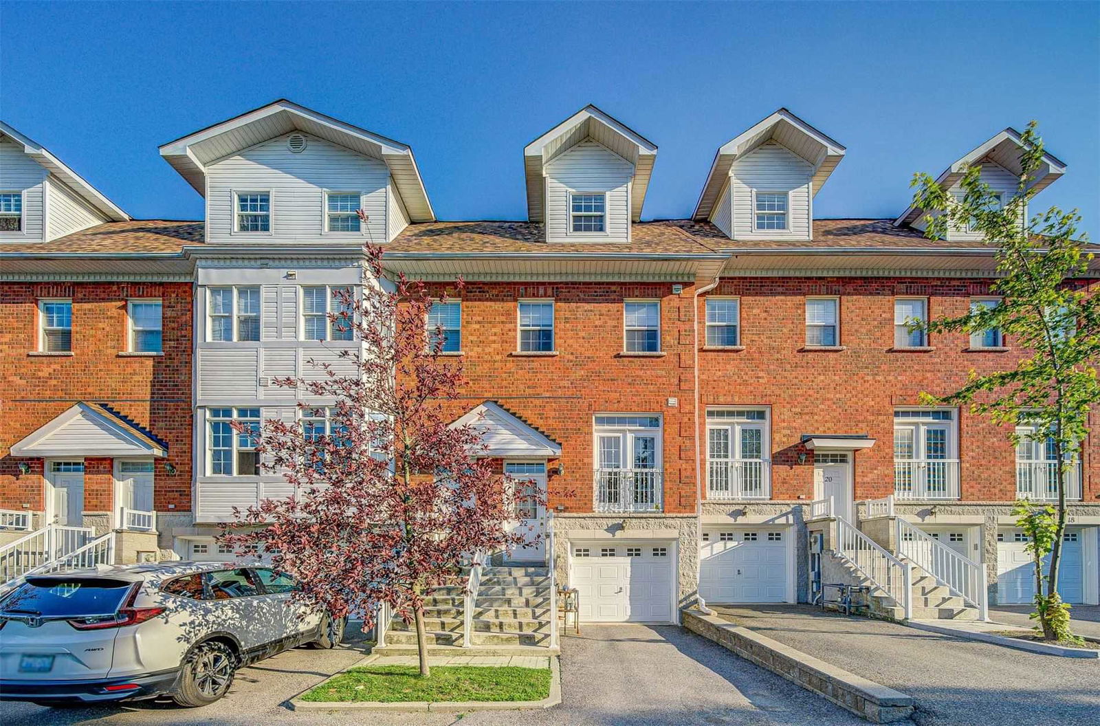 Loring Doolittle Townhomes, Aurora, Toronto