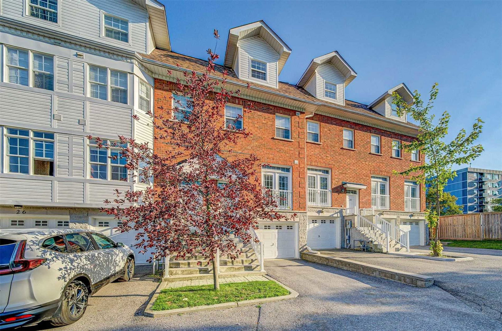 Loring Doolittle Townhomes, Aurora, Toronto