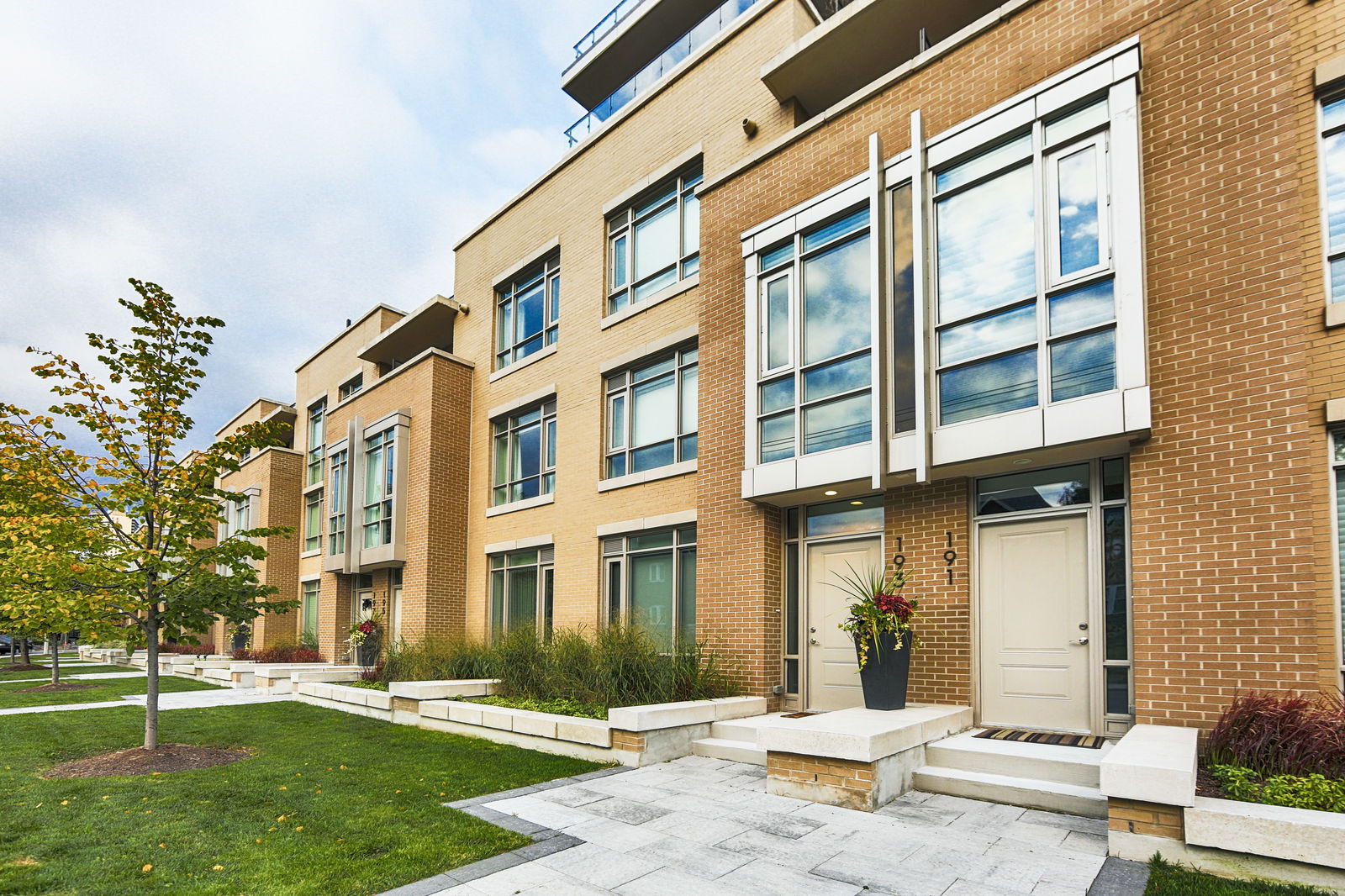 Unit Entrance — The Berwick Condos, Midtown, Toronto