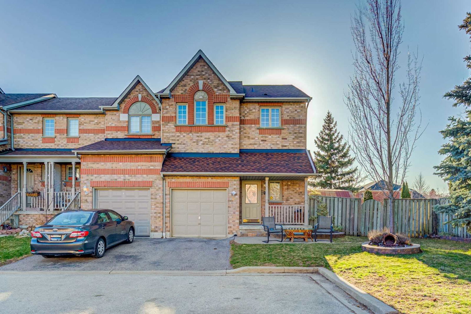 Macintyre Lane Townhomes, Ajax, Toronto