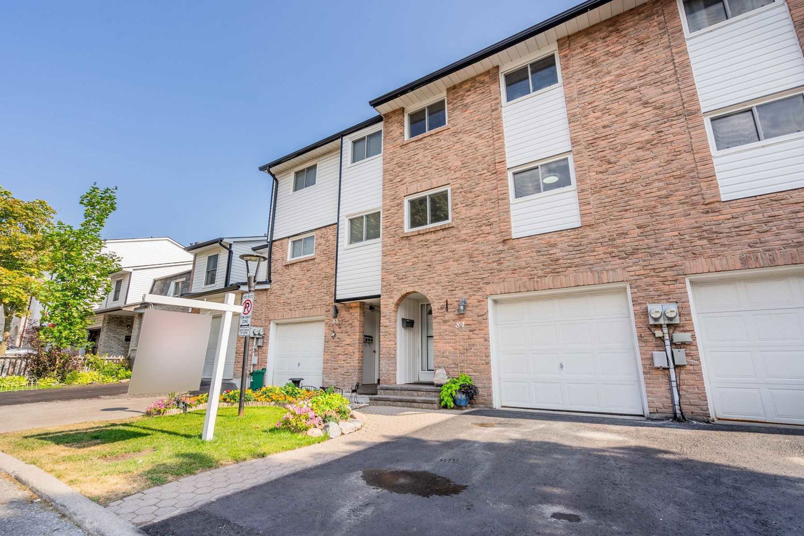 1330 Trowbridge Townhomes, Oshawa, Toronto