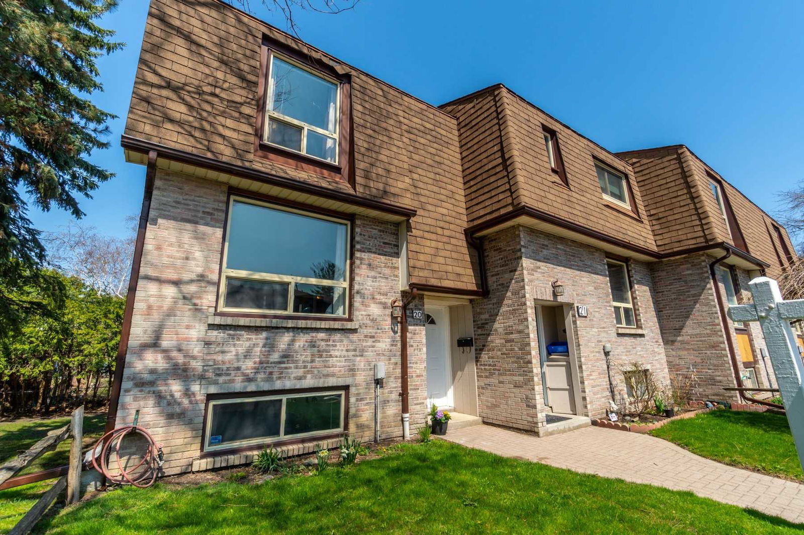 1400 Mary Street Townhomes, Oshawa, Toronto