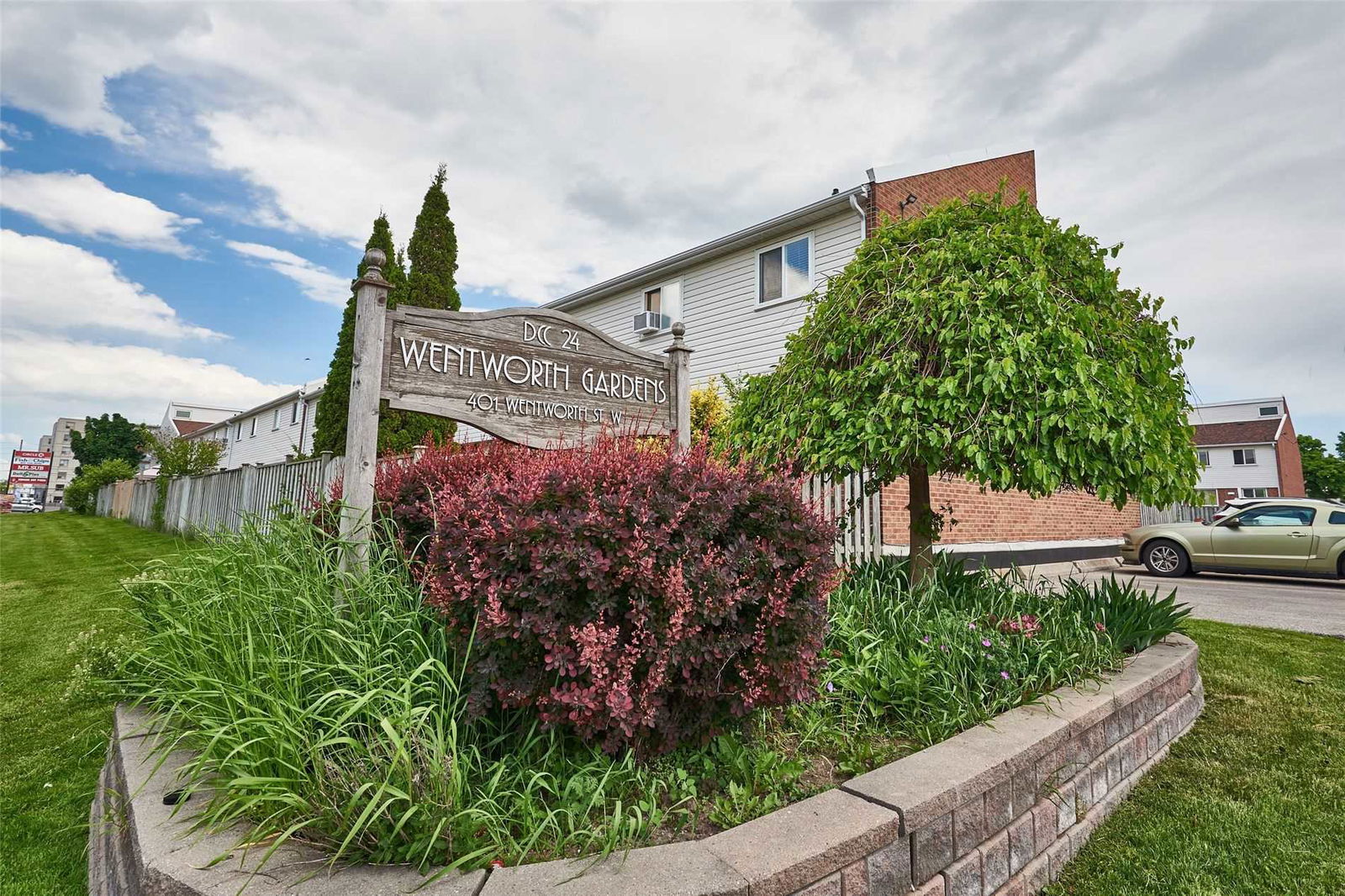 Wentworth Gardens Townhomes, Oshawa, Toronto