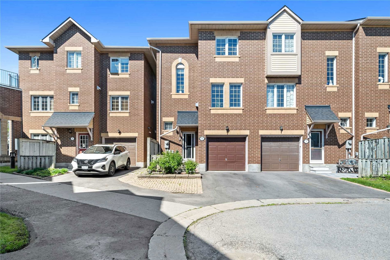 Walnutiane Townhomes, Pickering, Toronto