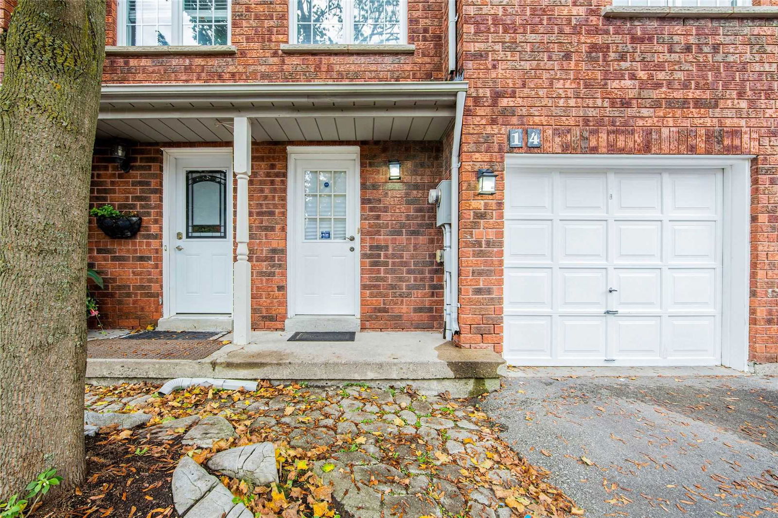 1995 Pine Grove Ave Townhomes, Pickering, Toronto