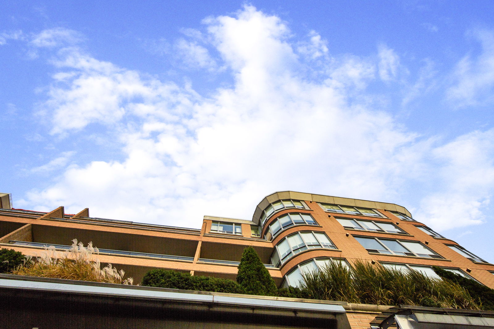 Exterior Sky — The Lawrence Park Condominiums, Midtown, Toronto