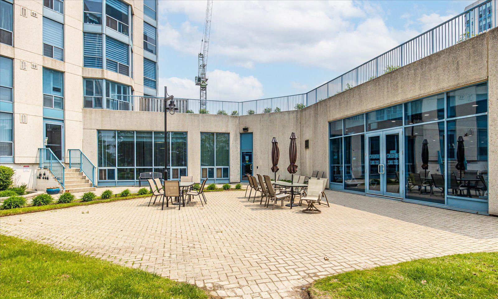 Patio — Sailwinds Condos, Whitby, Toronto