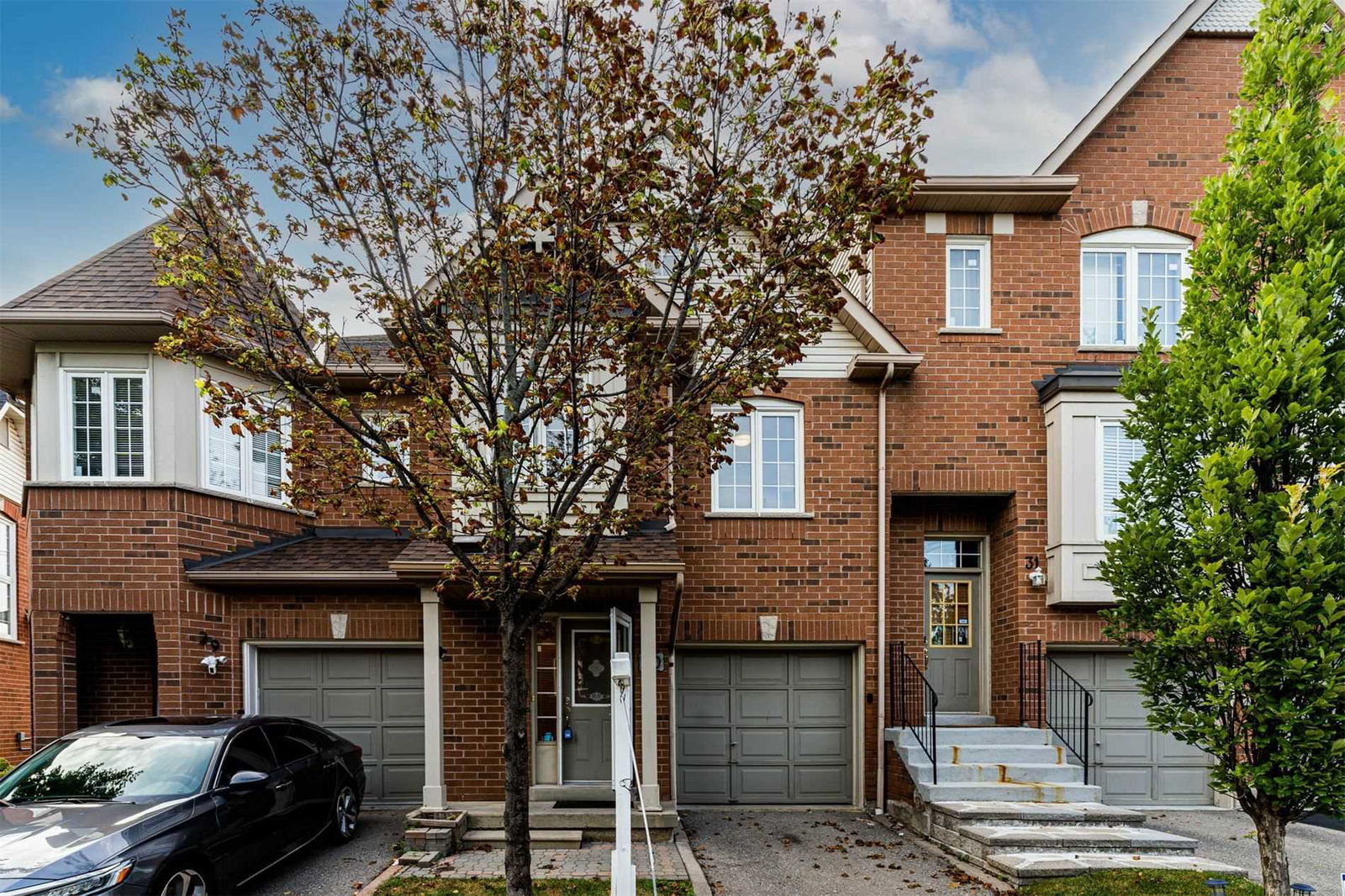 1575 South Parade Townhomes, Mississauga, Toronto