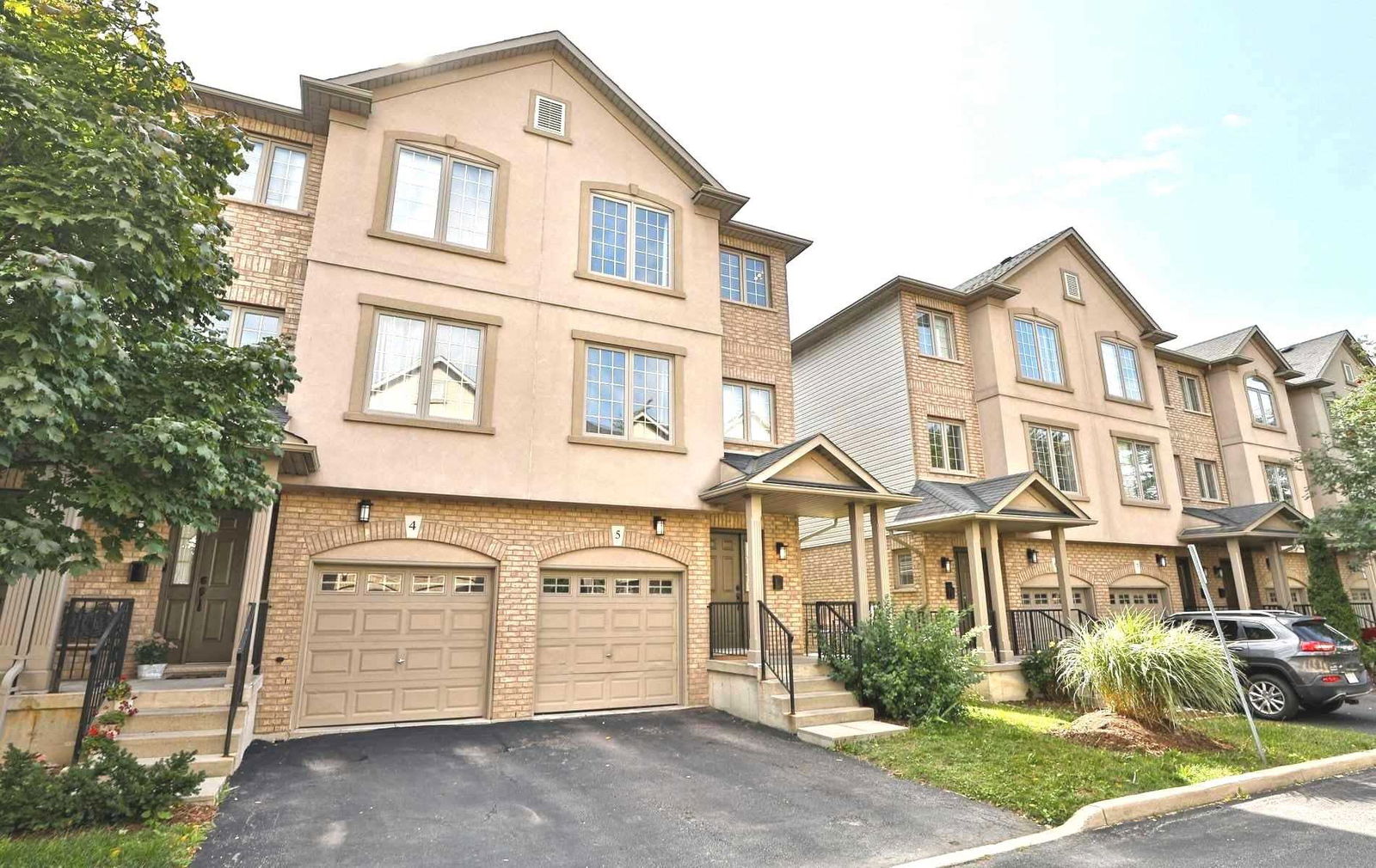 1248 Guelph Line Townhomes, Burlington, Toronto