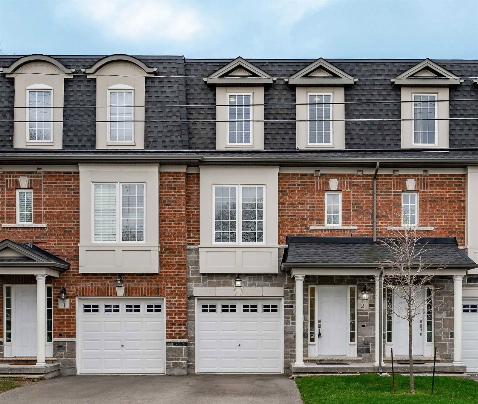 2220 Queensway Drive Townhomes, Burlington, Toronto