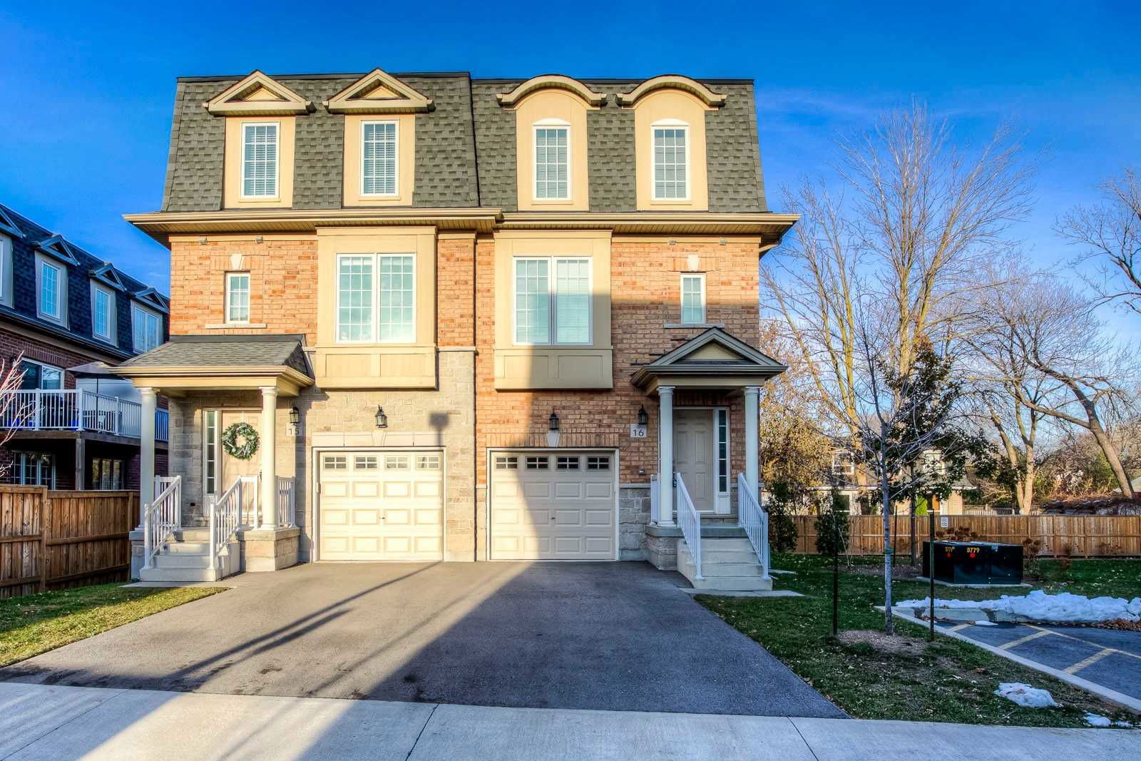 2220 Queensway Drive Townhomes, Burlington, Toronto