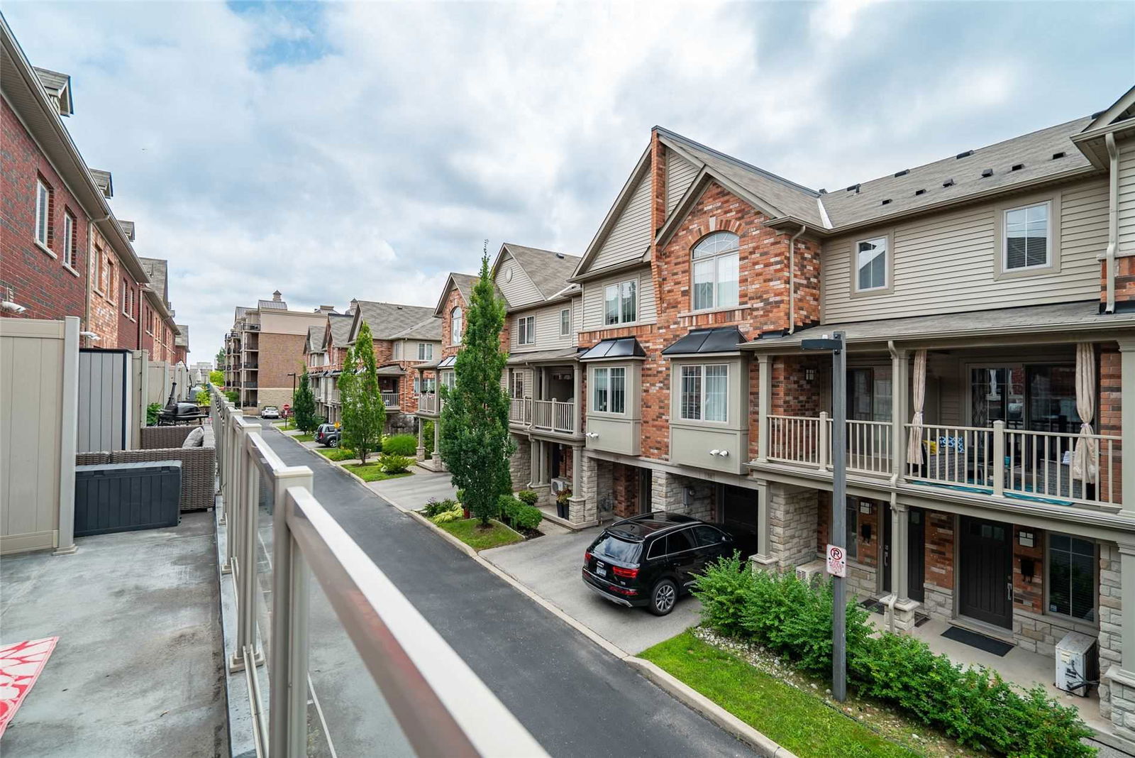 362 Plains Road E Townhomes, Burlington, Toronto