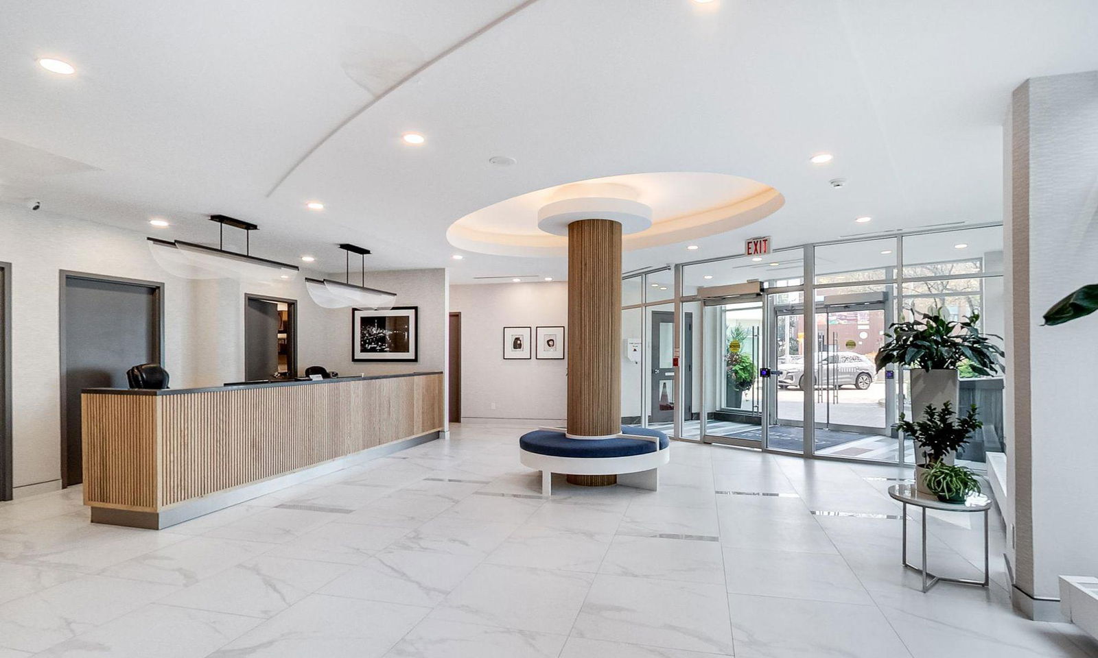 Lobby — Queens Harbour, Downtown, Toronto