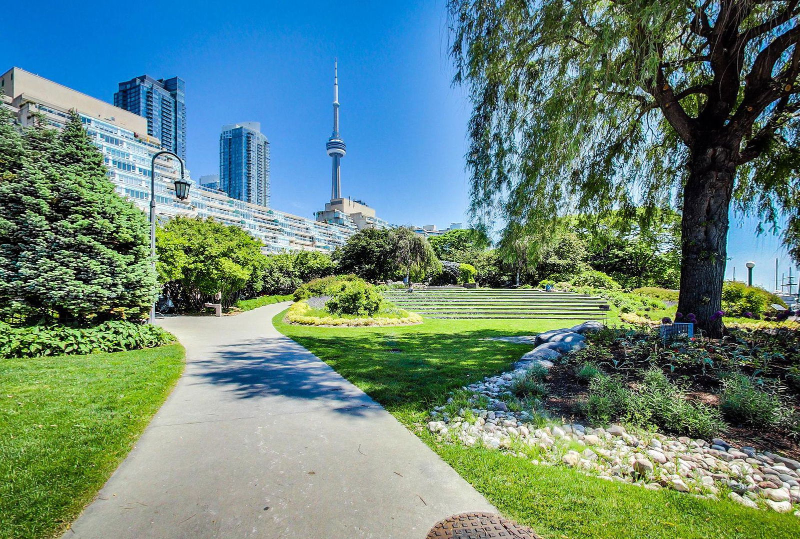 Queens Harbour, Downtown, Toronto