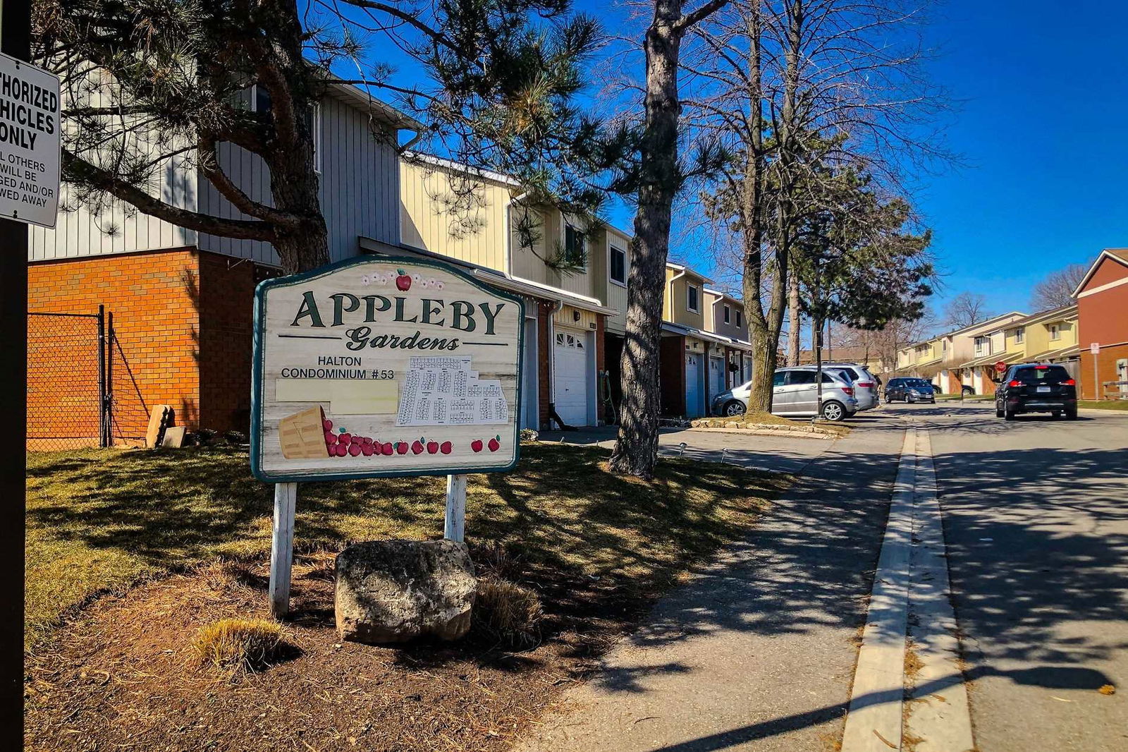 Appleby Gardens Townhomes, Burlington, Toronto