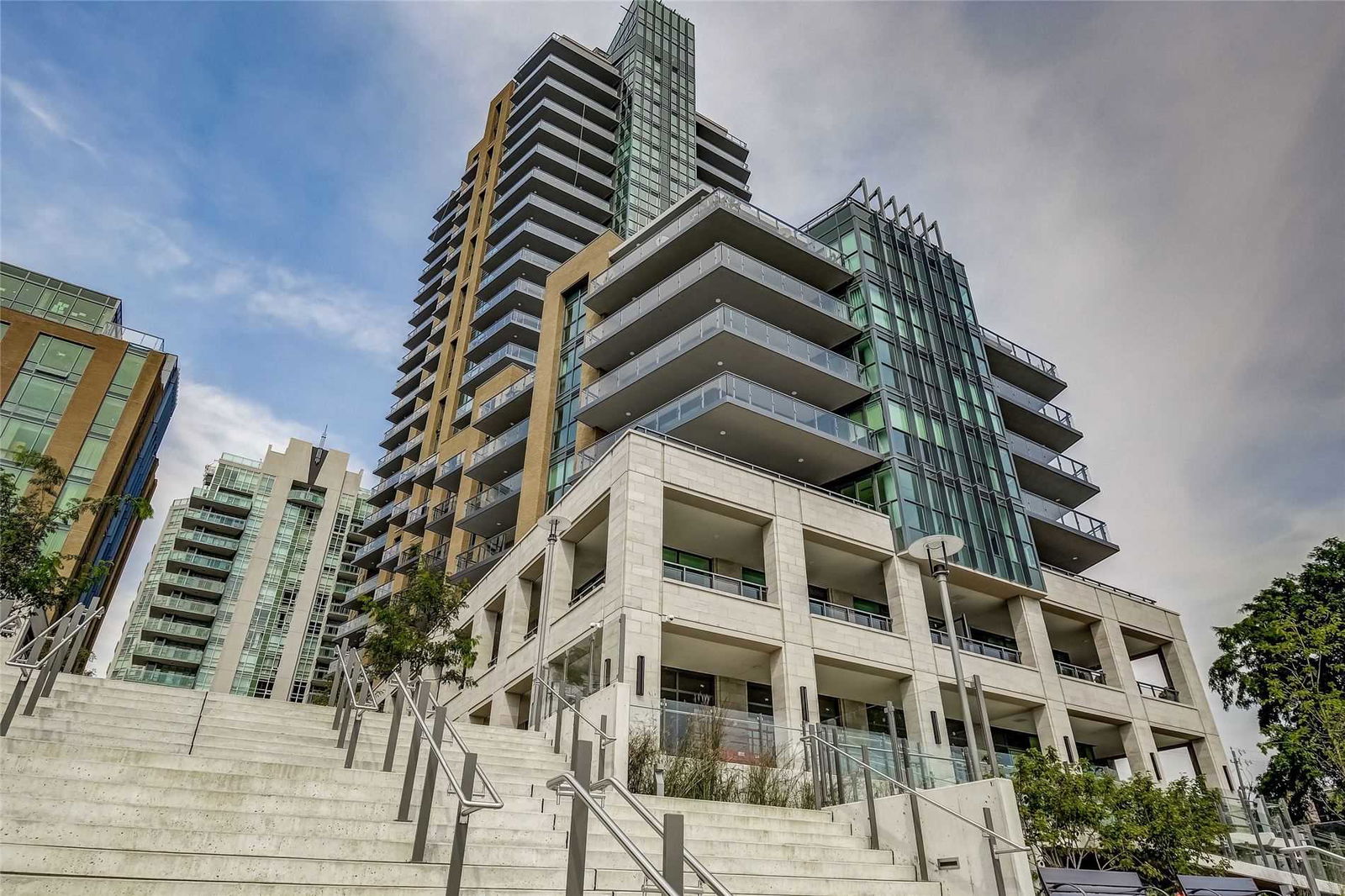 Bridgewater Residences On The Lake, Burlington, Toronto