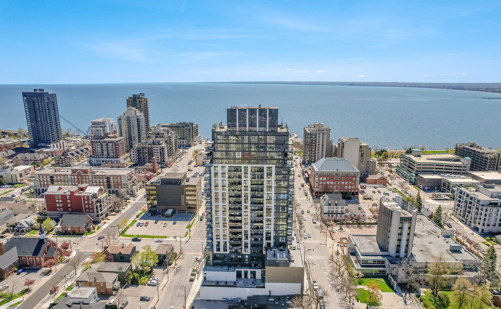 Skyline — Gallery Condos + Lofts, Burlington, Toronto