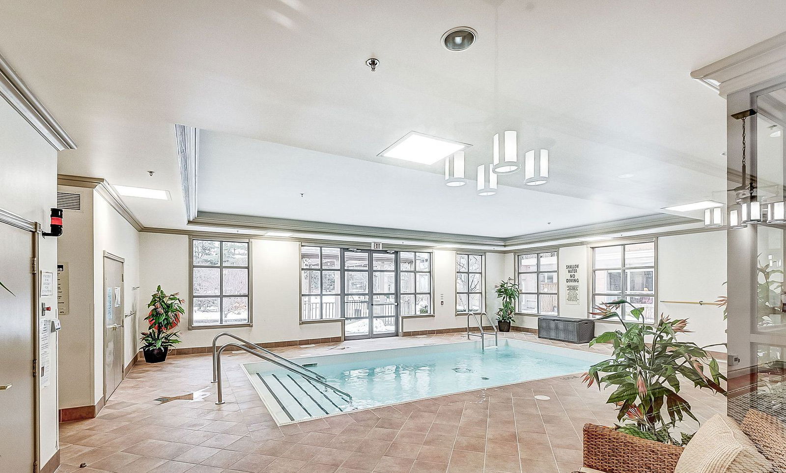 Pool — Hearthstone By The Lake Condos, Burlington, Toronto