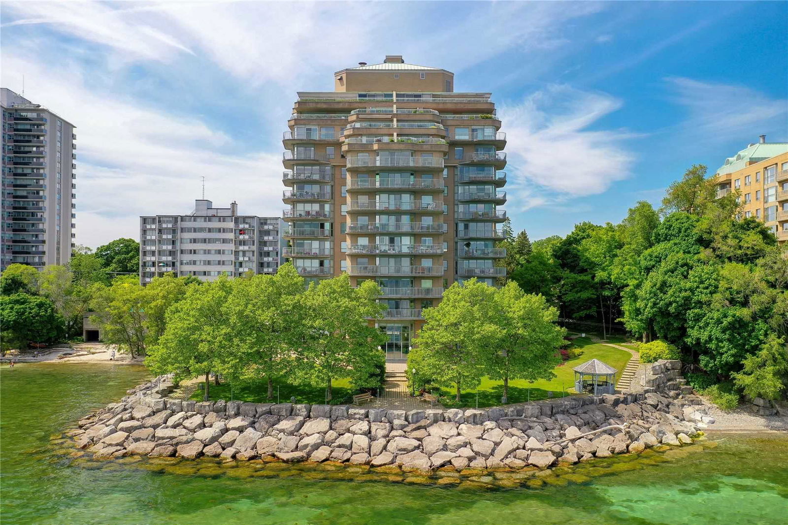 Lakepoint Condos, Burlington, Toronto