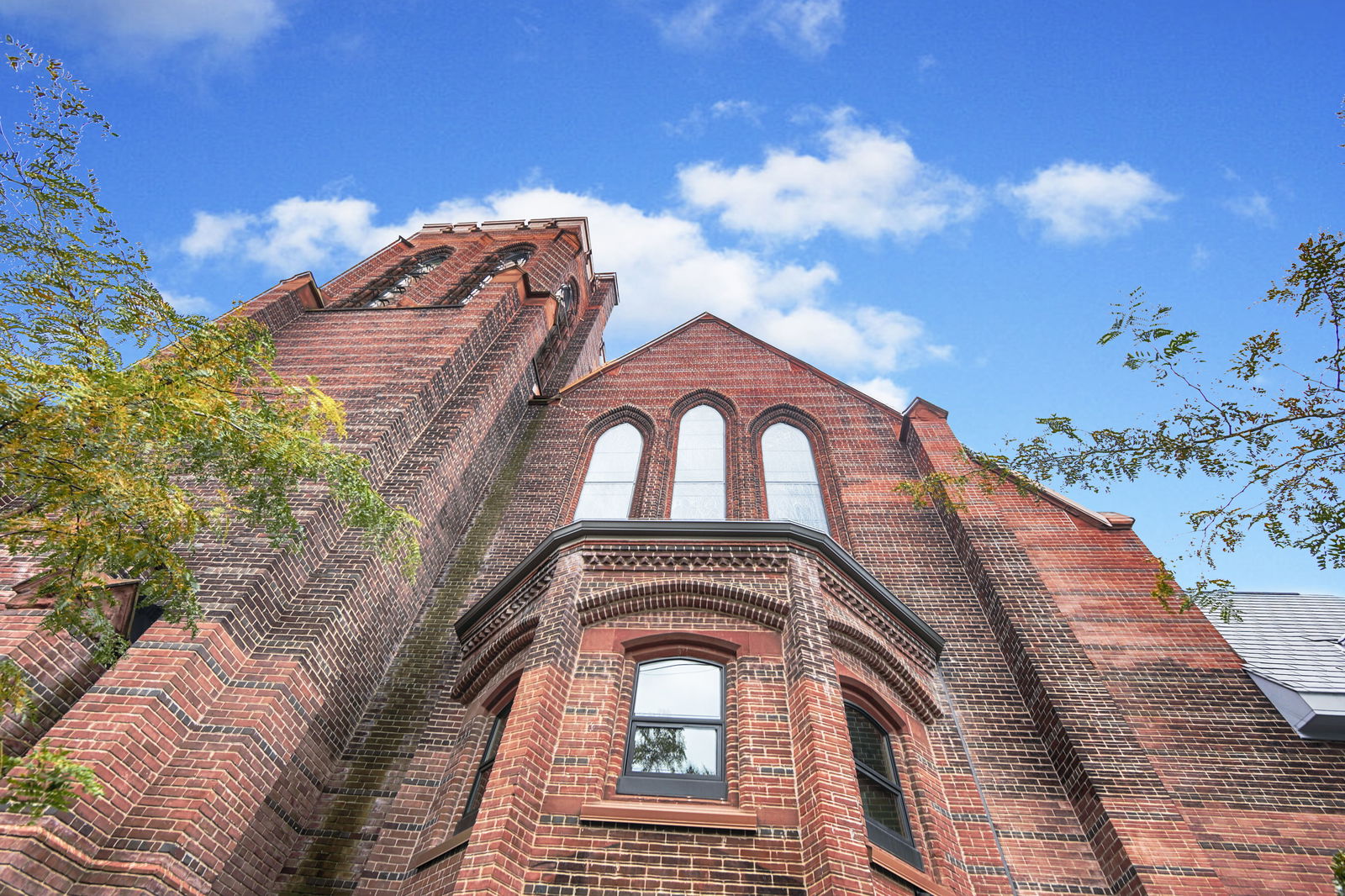 Exterior Sky — West 40, West End, Toronto