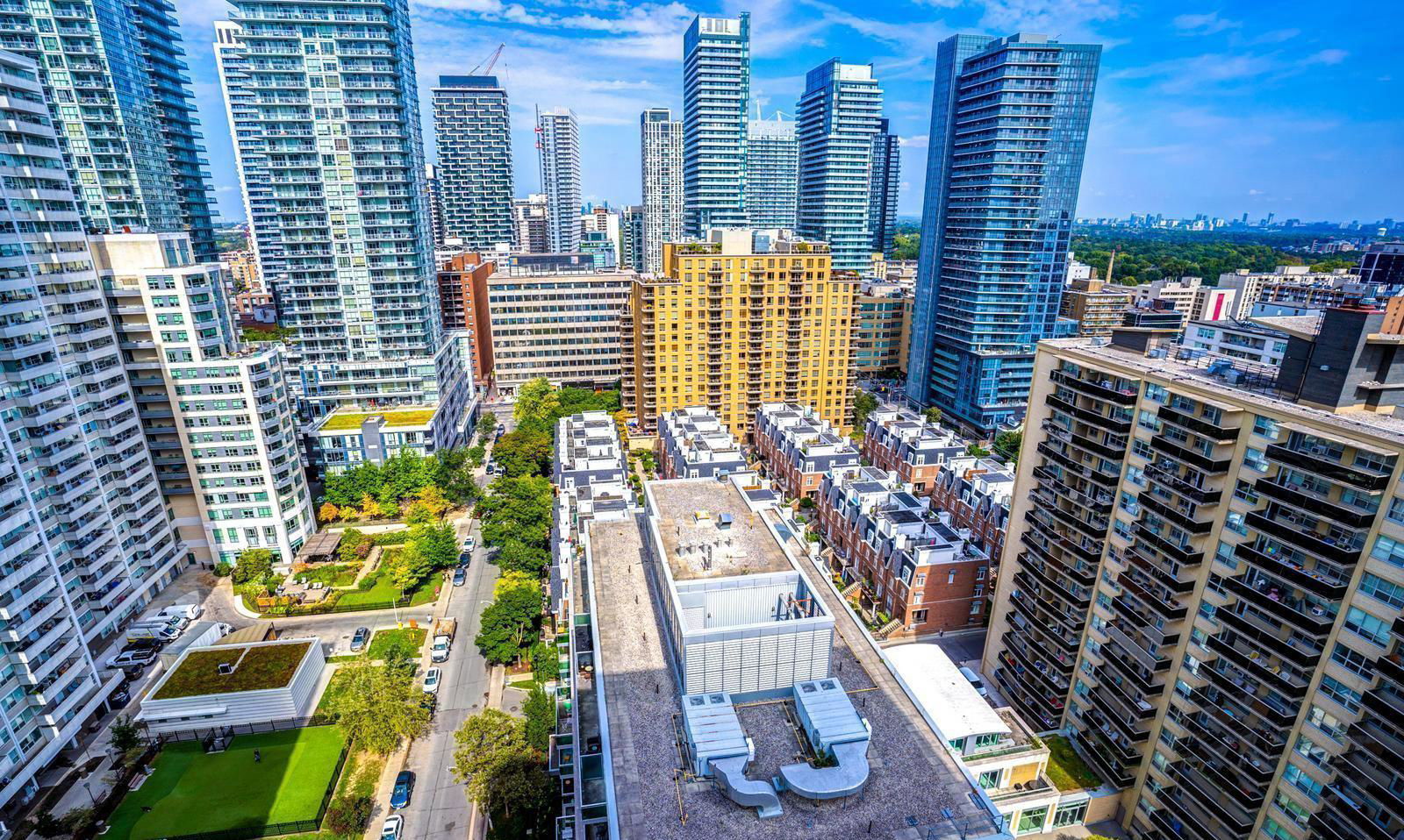 Distinction Condos, Midtown, Toronto