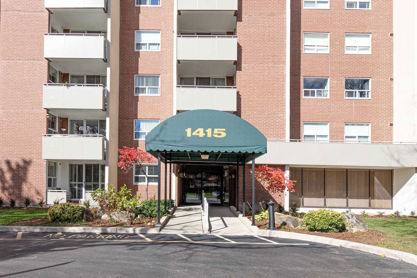 Saratoga Village Condos, Burlington, Toronto