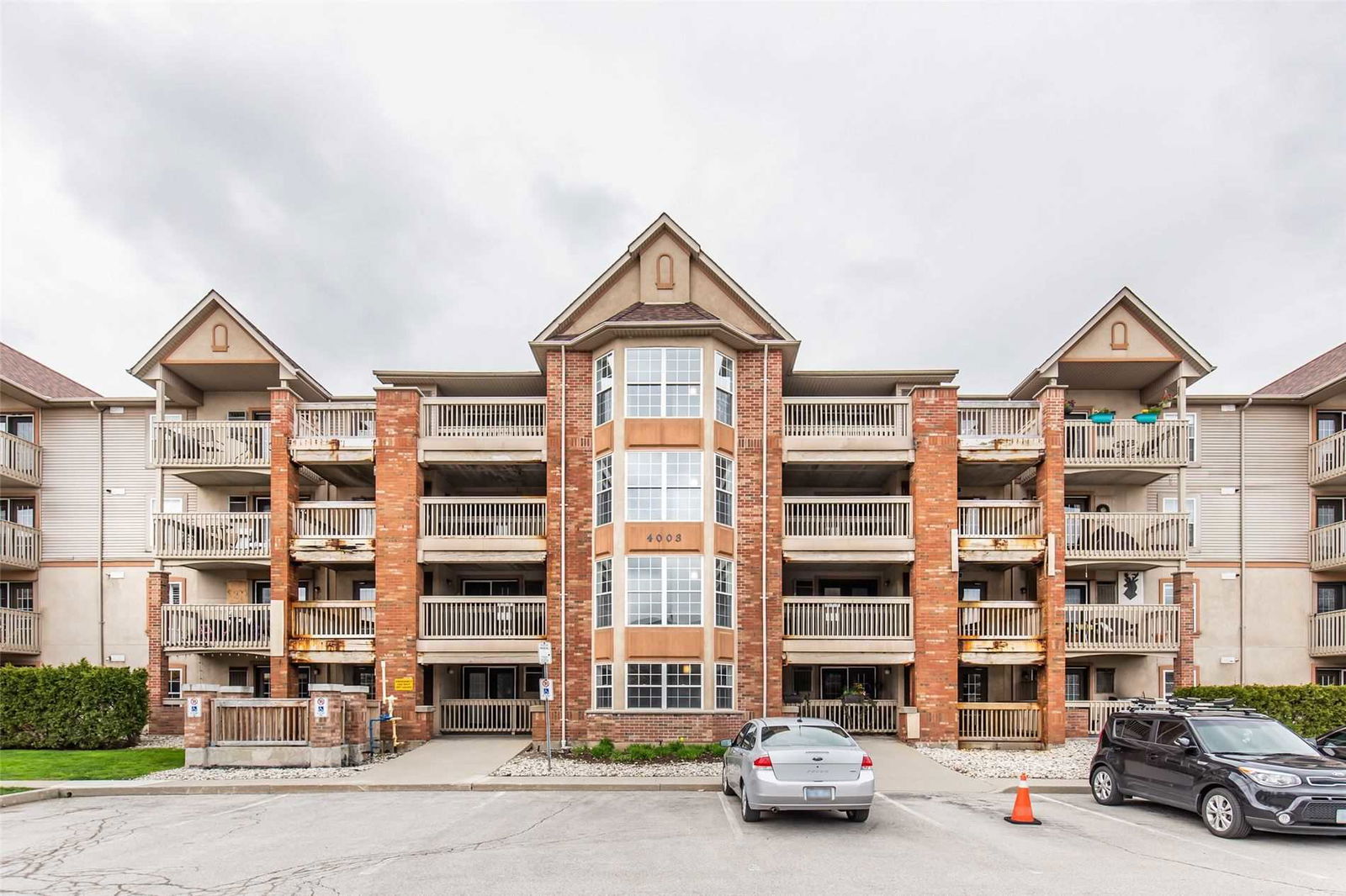 Tansley Gardens III Condos, Burlington, Toronto