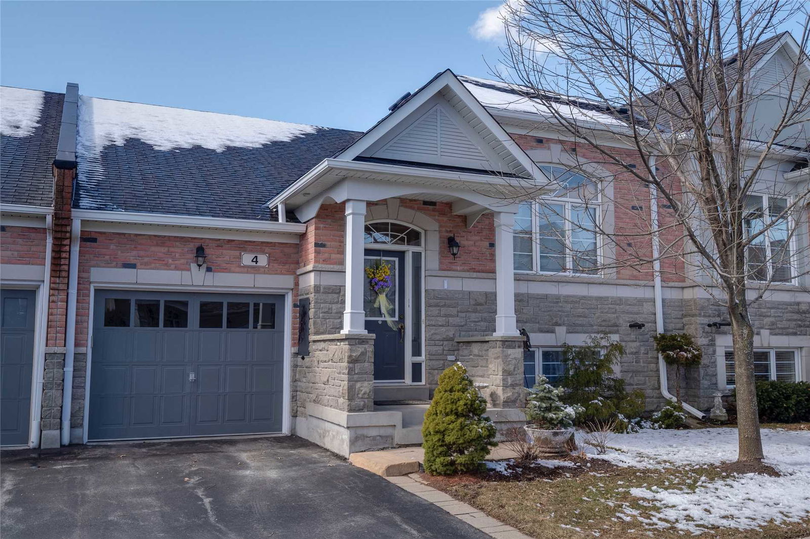 The Fairways Townhomes, Burlington, Toronto