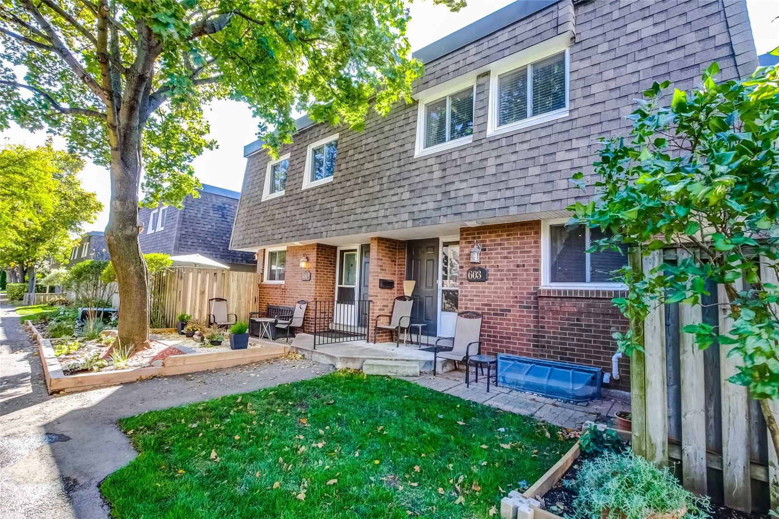 Timber Lane Townhomes, Burlington, Toronto