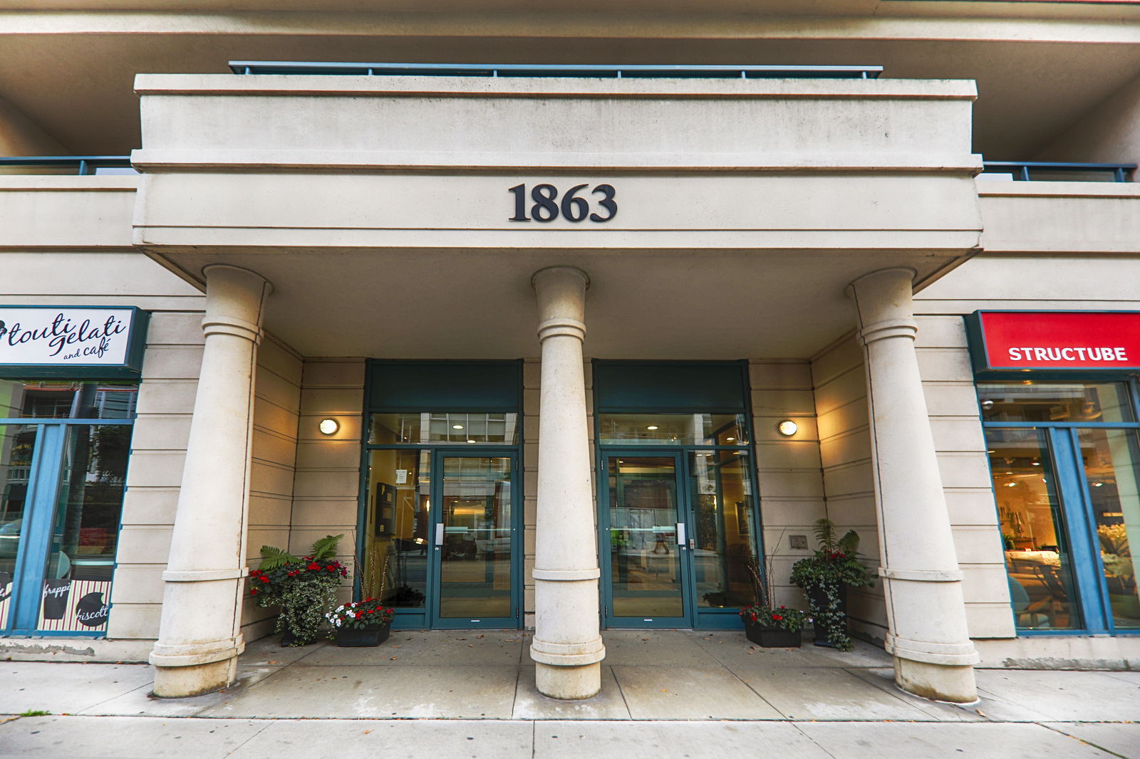 Entrance — The Beach Condominiums V, East End, Toronto