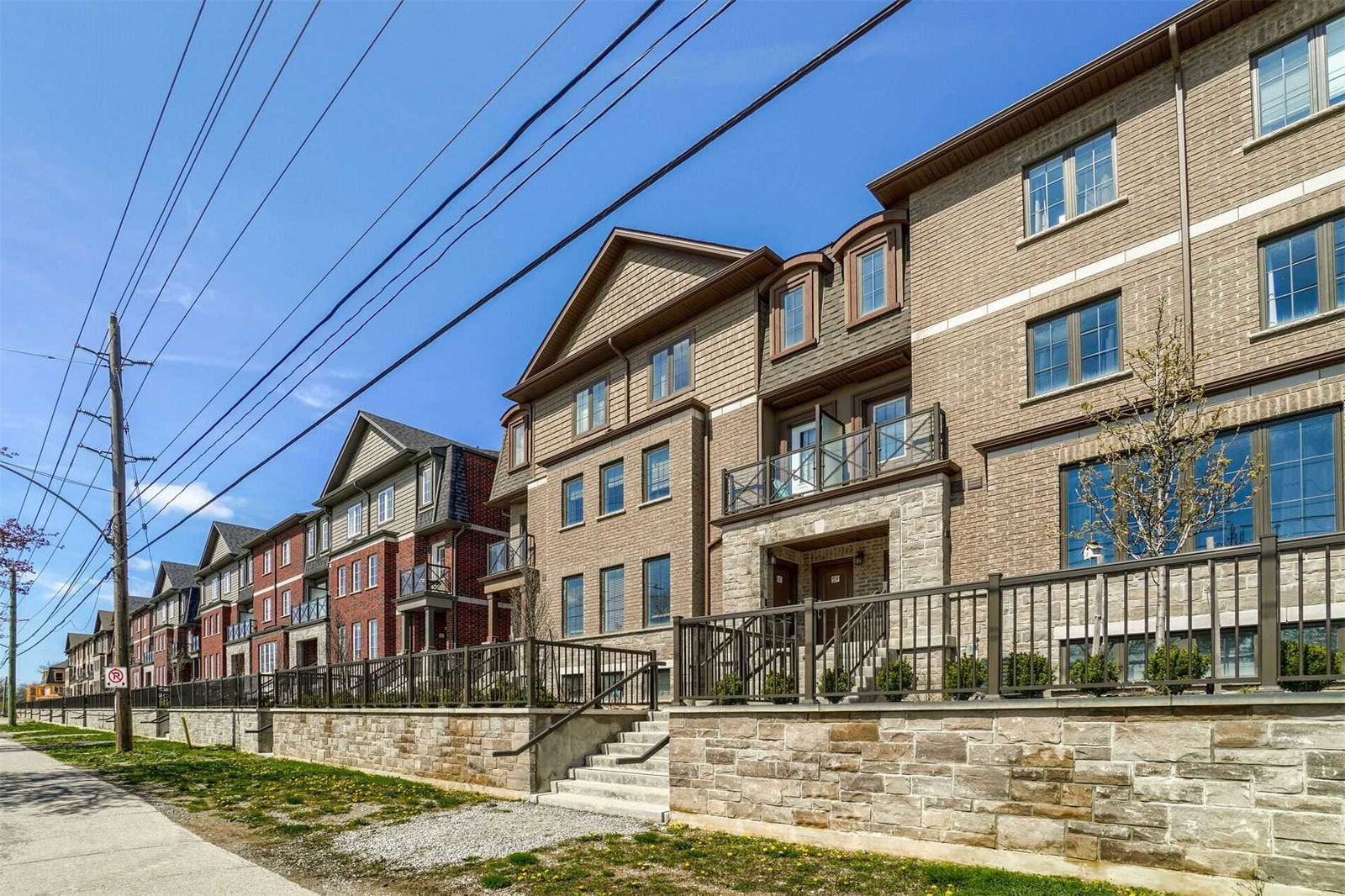 Abbeys on the Sixteenth Townhomes, Milton, Toronto