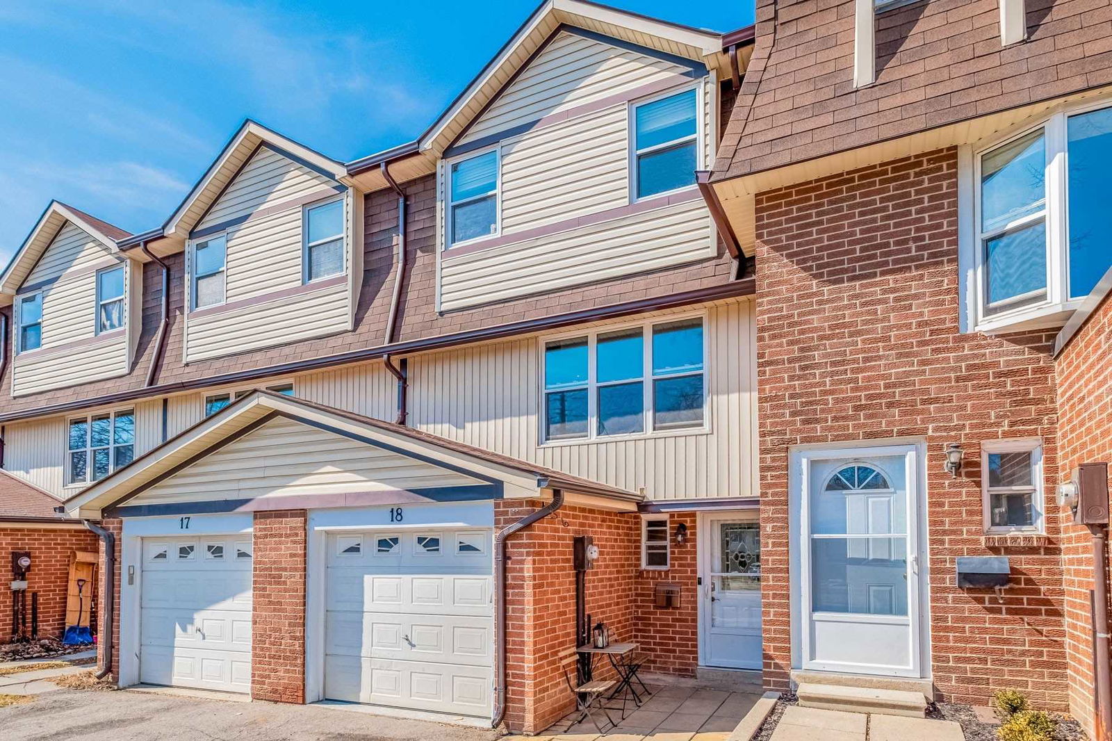 Bronte Pines Townhomes, Milton, Toronto