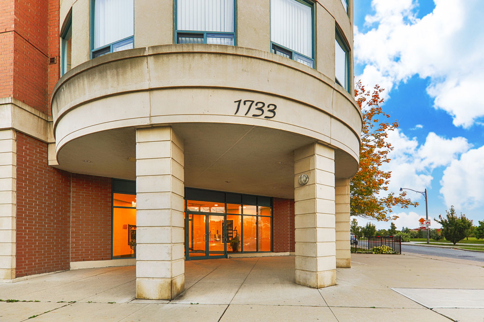 Entrance — The Beach Condominiums IV, East End, Toronto