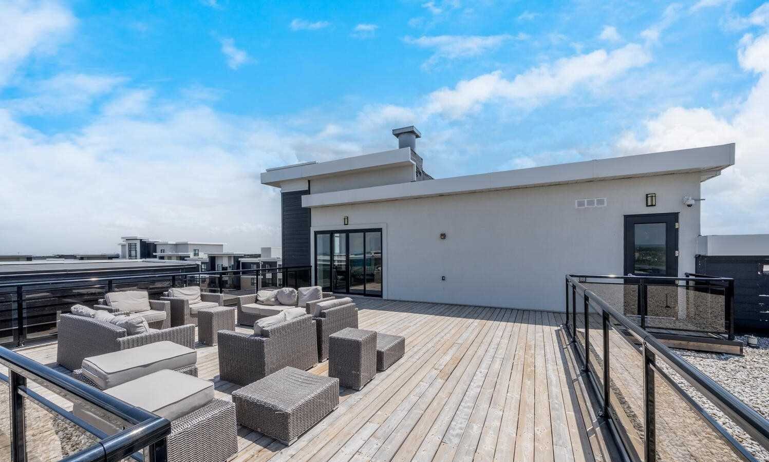 Rooftop Deck — Origin Condominiums, Milton, Toronto